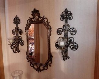 Mirror with 2 candlesticks and picture