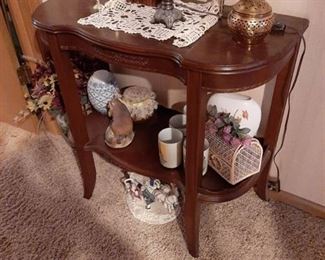 Console table - NO contents