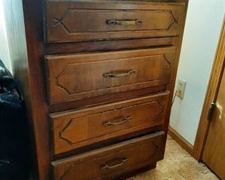 Cabinet with 4 drawers