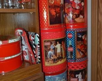 If you're looking for Coke popcorn tins, this is the place to come!
