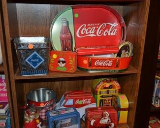 Lots of Coca Cola tins - all sizes!