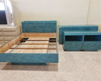 4 piece Bedroom Set