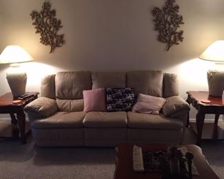 Like new beautiful Cream colored leather sofa (matching love seat also available)
