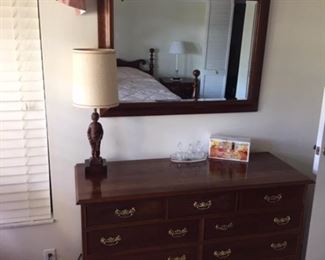 Stickley Double dresser part of matching full size four poster bedroom set