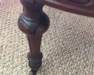 Leg detail of Pink velvet chair