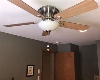 Hampton Bay ceiling fans- 5 identical