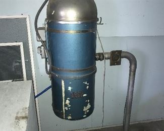 Central vacuum system