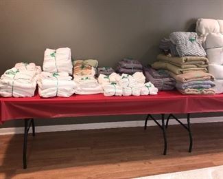 Thick, quality linens and mattress pads in Full and King sizes. Many blankets including Ralph Lauren,