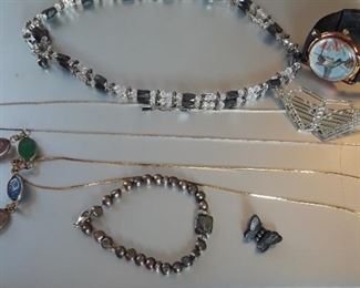Costume/fashion jewelry. Not 925 or gold.