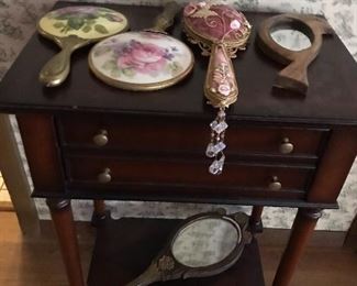 Vintage Vanity Table with Mirrors
