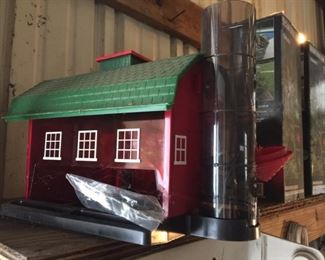 Barn Bird Feeder