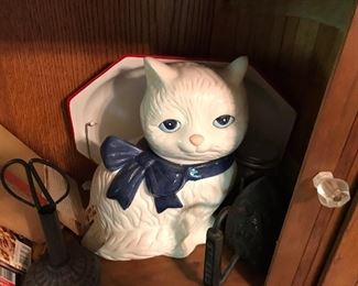 Cat Cookie Jar