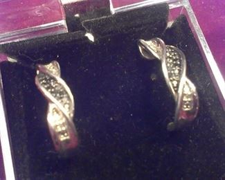 Sterling Black & White diamonds earrings