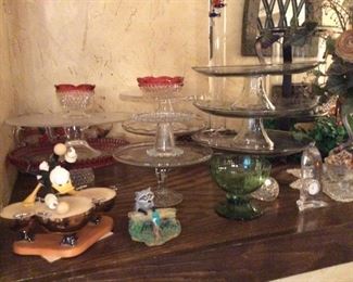 Cake stands, Donald Duck figural