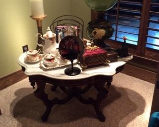 VICTORIAN style table with marble top