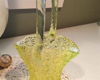 Vaseline glass