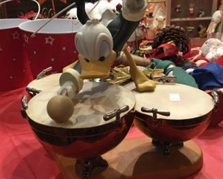 Donald Duck Figural