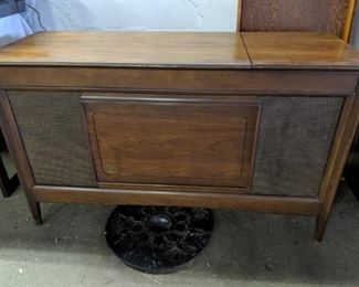 G.E. Console Stereo
