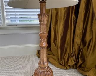 Traditional Imports lamp