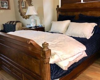 King size master bedroom set by Thomasville