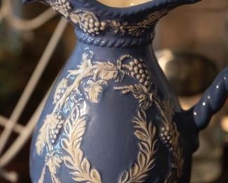Decorative pottery