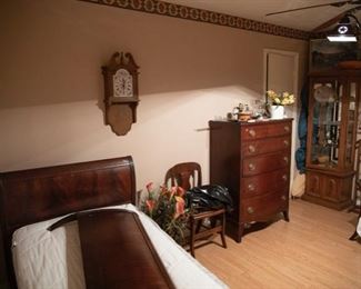 Sleigh beds and vintage dresser