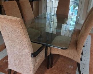 GLASS TOP  KITCHEN TABLE AND 4 CHAIRS AND 2 ARM CHAIRS 