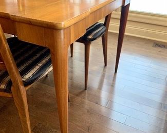 Table measures 60"W x 40"D x 29"H....includes three 18" leaves.