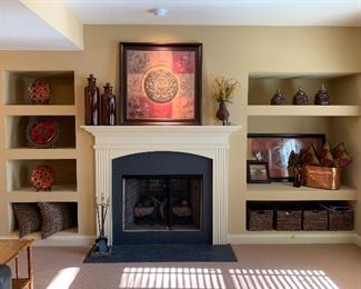 Large assortmnet of home decor!