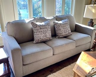 Brand new contemporary couch!