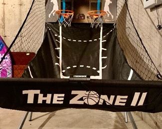 'The Zone II' electronic basketball game