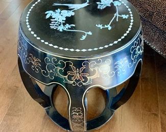 Chinoiserie black lacquer drum table