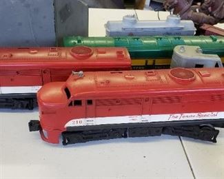 Lionel train engines