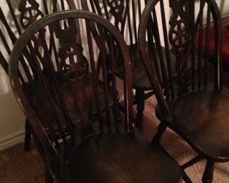 Set of 4 matching black Windsor chairs
