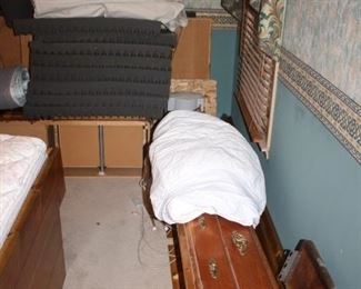King size water bed