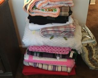 Blankets and Afgans and throws