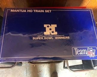 Super Bowl NFL Hi Train Set 