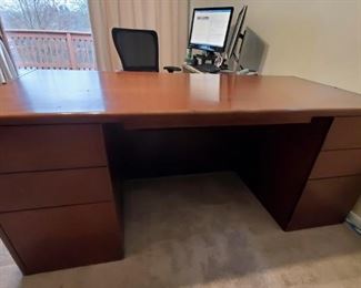 Cherry Steelcase desk (matching credenza as well)
Good condition
Steel and wood, so it is heavy – need to disassemble/reassemble
Desk: 36” deep x 6 feet (72”) wide x 29” tall
2 file drawers
4 regular drawers
2 pencil drawer in the middle
(Note: I do not have the keys to the locks – but they can be gotten form Steelcase with the numbers on the locks) $250 each