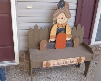 This Bench has a set for every Season, See next two pictures that goes with Bench, really cute!