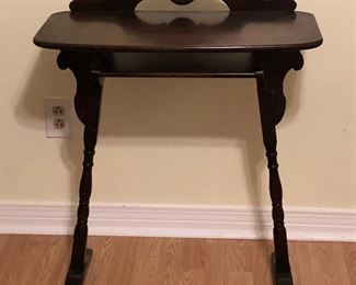 BN131: Antique Small Writing Table Desk Local Pickup  https://www.ebay.com/itm/113926245749