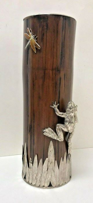 SM001: BAMBOO VASE WITH SILVER DETAIL14 IN TALL AND 4.5 IN DIAMETER https://www.ebay.com/itm/123968961748