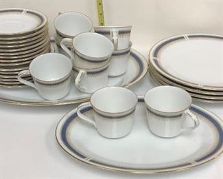 SM031: KITTINGER CHINA CABINET/BREAKFRONT 90 T X17 D X63 W IN Local Pickup https://www.ebay.com/itm/123947781040