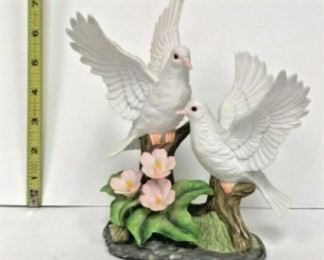 SM042: PORCELAIN CERAMIC PAIR OF DOVES BY LaVie LOCAL PICKUP https://www.ebay.com/itm/123936554227