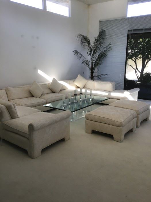 Mid-Century White on White Lo-Back Sectional  Sofa, 2 large matching ottomans, large artifical plant