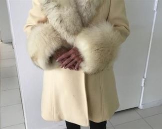 Vintage Wool coat with Fox Collar and Cuffs