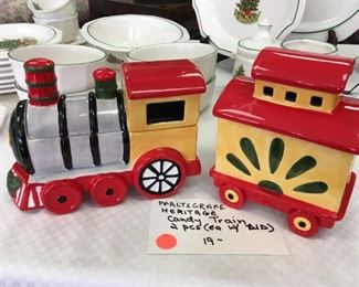 Pfaltzgraff Heritage pattern candy train, 2 pieces (each with lid)