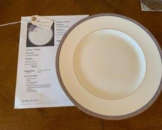 Wedgwood Palatia Dinner Plates