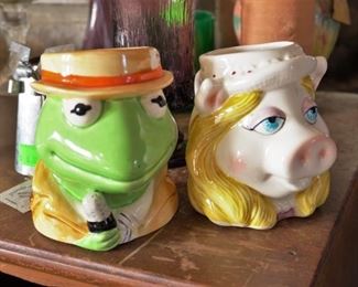 Kermit and Miss Piggy mugs