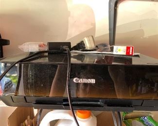 Canon scanner / copier / printer MG series with extra ink cartridges 