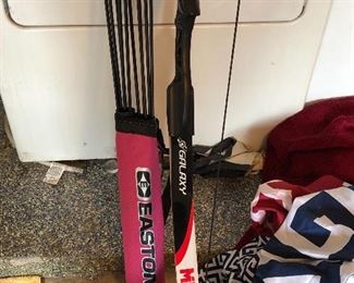 Galaxy Meteor Recurve bow with Easton quiver and arrows and accessories